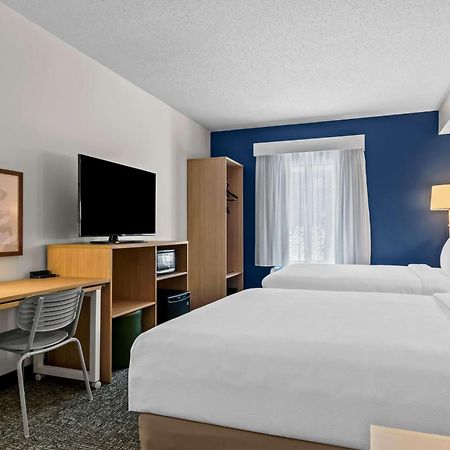 Spark By Hilton Hershey Near The Park Exteriör bild
